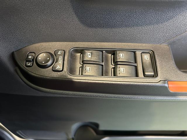 タントファンクロスナビ　ドラレコ　ＥＴＣ　プッシュボタンスタ−ト　両側電動スライドドア　コ−ナ−センサ−　アイドリングストップ機能　衝突被害軽減ブレーキ　パノラマモニタ−（奈良県）の中古車