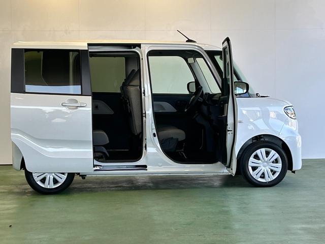 タントＸパノラマモニタ−対応　電動パーキング　片側電動スライドドア　プッシュボタンスタ−ト　コ−ナ−センサ−　衝突被害軽減ブレーキ　アイドリングストップ機能　シ−トヒ−タ−　ＬＥＤヘッドライト（奈良県）の中古車