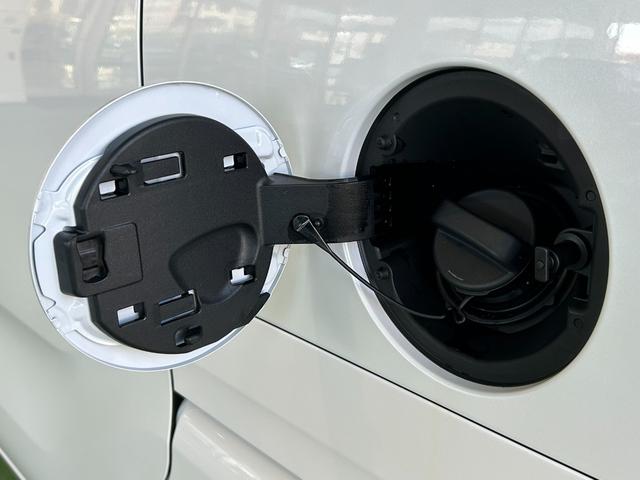 タントＸパノラマモニタ−対応　電動パーキング　片側電動スライドドア　プッシュボタンスタ−ト　コ−ナ−センサ−　衝突被害軽減ブレーキ　アイドリングストップ機能　シ−トヒ−タ−　ＬＥＤヘッドライト（奈良県）の中古車