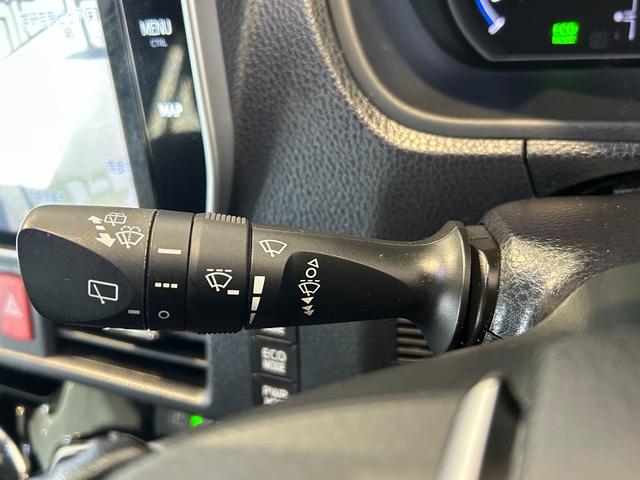 ヴォクシーハイブリッドZS 煌IIナビ ETC プッシュボタンスタ−ト 衝突被害軽減ブレーキ 両側電動スライドドア シ−トヒ−タ− バックカメラ 3列シ−ト ハイブリッド LEDヘッドライト(奈良県)の中古車