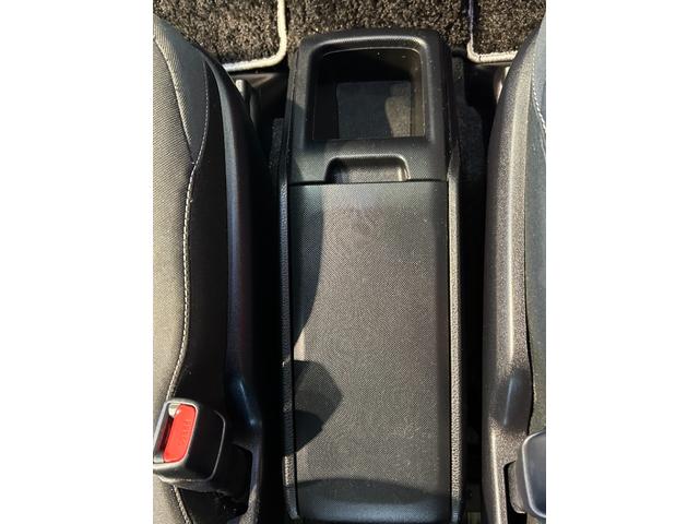 ヴォクシーハイブリッドZS 煌IIナビ ETC プッシュボタンスタ−ト 衝突被害軽減ブレーキ 両側電動スライドドア シ−トヒ−タ− バックカメラ 3列シ−ト ハイブリッド LEDヘッドライト(奈良県)の中古車