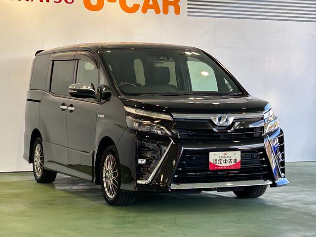 ヴォクシーハイブリッドZS 煌IIナビ ETC プッシュボタンスタ−ト 衝突被害軽減ブレーキ 両側電動スライドドア シ−トヒ−タ− バックカメラ 3列シ−ト ハイブリッド LEDヘッドライト(奈良県)の中古車