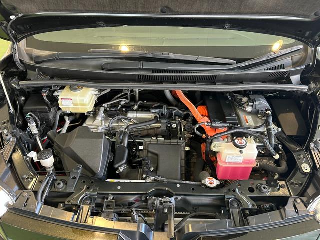 ヴォクシーハイブリッドZS 煌IIナビ ETC プッシュボタンスタ−ト 衝突被害軽減ブレーキ 両側電動スライドドア シ−トヒ−タ− バックカメラ 3列シ−ト ハイブリッド LEDヘッドライト(奈良県)の中古車