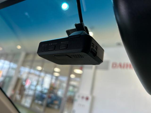 ムーヴＸ　ＳＡIIIナビ　ドラレコ　ＥＴＣ　片側シ−トヒ−タ−　オ−トハイビ−ム　衝突被害軽減ブレーキ　アイドリングストップ機能　プッシュボタンスタ−ト　バックカメラ（奈良県）の中古車