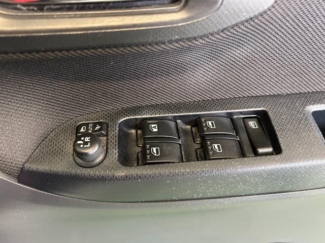 ムーヴＸ　ＳＡIIIナビ　ドラレコ　ＥＴＣ　片側シ−トヒ−タ−　オ−トハイビ−ム　衝突被害軽減ブレーキ　アイドリングストップ機能　プッシュボタンスタ−ト　バックカメラ（奈良県）の中古車