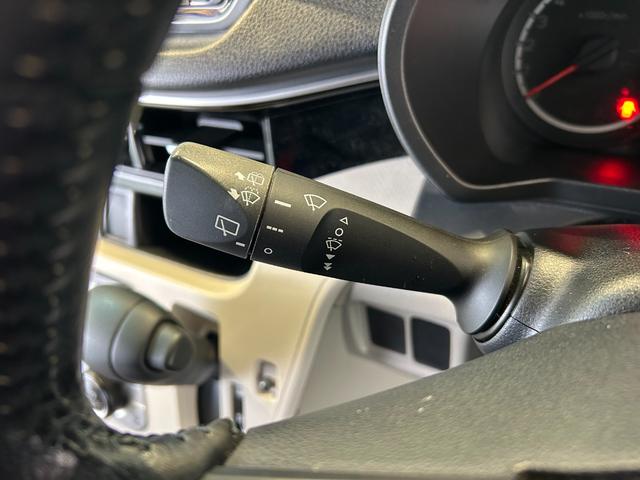 ムーヴＸ　ＳＡIIIナビ　ドラレコ　ＥＴＣ　片側シ−トヒ−タ−　オ−トハイビ−ム　衝突被害軽減ブレーキ　アイドリングストップ機能　プッシュボタンスタ−ト　バックカメラ（奈良県）の中古車