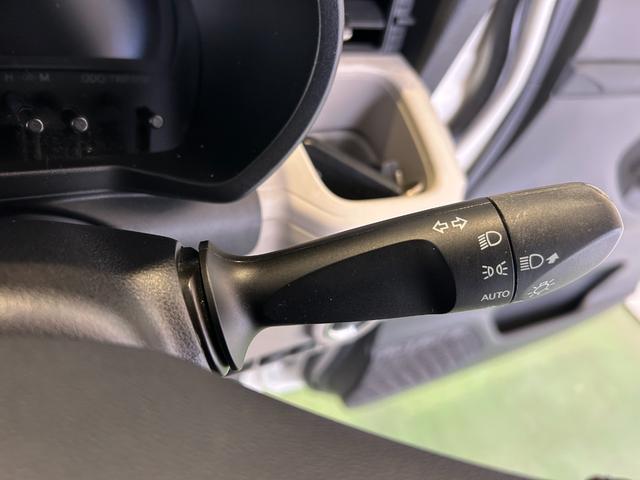 ムーヴＸ　ＳＡIIIナビ　ドラレコ　ＥＴＣ　片側シ−トヒ−タ−　オ−トハイビ−ム　衝突被害軽減ブレーキ　アイドリングストップ機能　プッシュボタンスタ−ト　バックカメラ（奈良県）の中古車