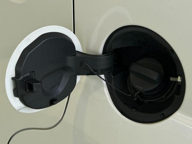 ムーヴＸ　ＳＡIIIナビ　ドラレコ　ＥＴＣ　片側シ−トヒ−タ−　オ−トハイビ−ム　衝突被害軽減ブレーキ　アイドリングストップ機能　プッシュボタンスタ−ト　バックカメラ（奈良県）の中古車