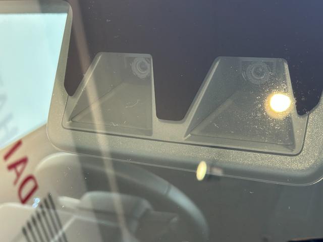 タフトＧ　ダーククロムベンチャーバックカメラ対応　シ−トヒ−タ−　衝突被害軽減ブレーキ　コ−ナ−センサ−　アイドリングストップ機能　電動パーキング　ＬＥＤヘッドライト（奈良県）の中古車