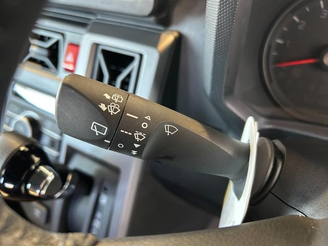 タフトＧ　ダーククロムベンチャーバックカメラ対応　シ−トヒ−タ−　衝突被害軽減ブレーキ　コ−ナ−センサ−　アイドリングストップ機能　電動パーキング　ＬＥＤヘッドライト（奈良県）の中古車