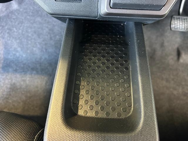 タフトＧ　ダーククロムベンチャーバックカメラ対応　シ−トヒ−タ−　衝突被害軽減ブレーキ　コ−ナ−センサ−　アイドリングストップ機能　電動パーキング　ＬＥＤヘッドライト（奈良県）の中古車