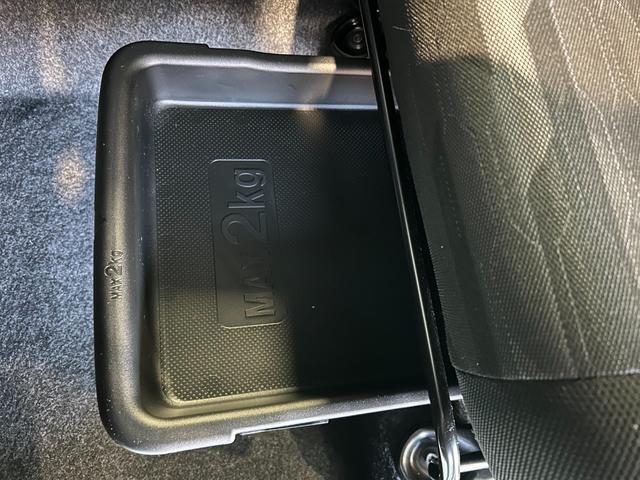 タフトＧ　ダーククロムベンチャーバックカメラ対応　シ−トヒ−タ−　衝突被害軽減ブレーキ　コ−ナ−センサ−　アイドリングストップ機能　電動パーキング　ＬＥＤヘッドライト（奈良県）の中古車