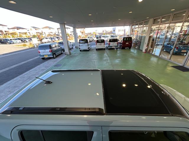 タフトＧ　ダーククロムベンチャーバックカメラ対応　シ−トヒ−タ−　衝突被害軽減ブレーキ　コ−ナ−センサ−　アイドリングストップ機能　電動パーキング　ＬＥＤヘッドライト（奈良県）の中古車