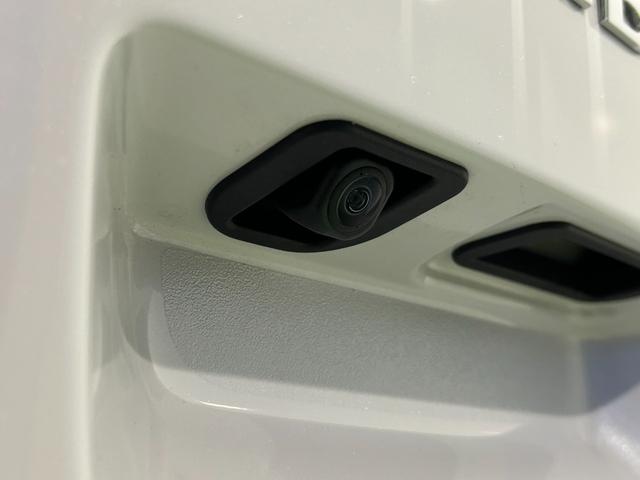 ムーヴキャンバスストライプスＧ電動パーキング　プッシュボタンスタ−ト　両側電動スライドドア　コ−ナ−センサ−　衝突被害軽減ブレーキ　アイドリングストップ機能　シ−トヒ−タ−　パノラマモニタ−対応　ＬＥＤヘッドライト（奈良県）の中古車