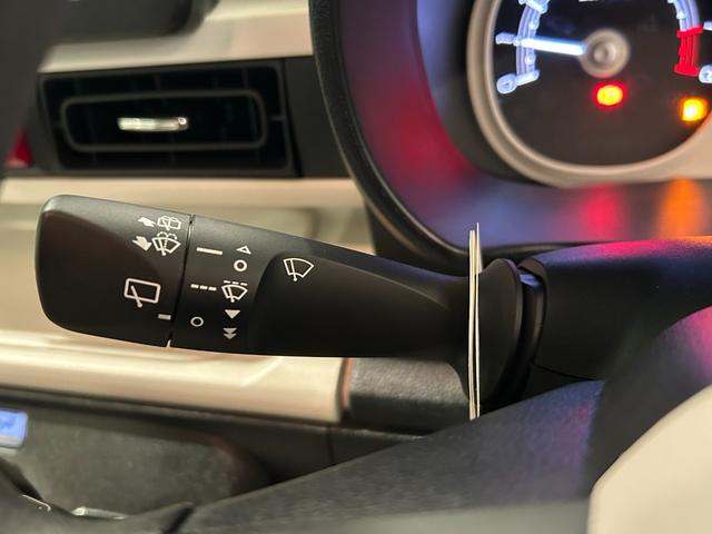 ムーヴキャンバスストライプスＧ電動パーキング　プッシュボタンスタ−ト　両側電動スライドドア　コ−ナ−センサ−　衝突被害軽減ブレーキ　アイドリングストップ機能　シ−トヒ−タ−　パノラマモニタ−対応　ＬＥＤヘッドライト（奈良県）の中古車