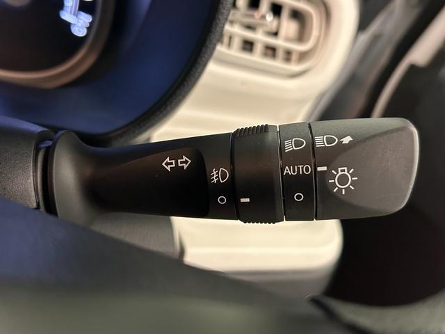 ムーヴキャンバスストライプスＧ電動パーキング　プッシュボタンスタ−ト　両側電動スライドドア　コ−ナ−センサ−　衝突被害軽減ブレーキ　アイドリングストップ機能　シ−トヒ−タ−　パノラマモニタ−対応　ＬＥＤヘッドライト（奈良県）の中古車