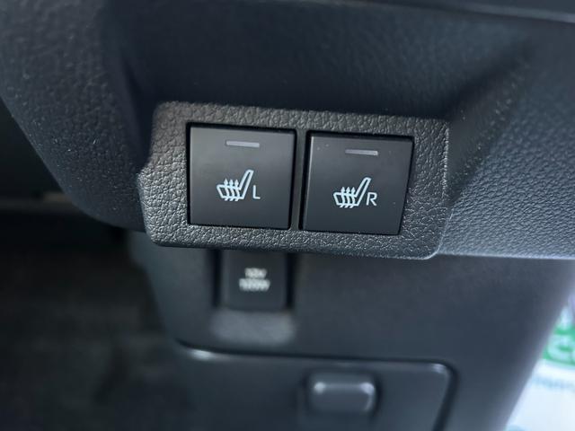 ムーヴキャンバスストライプスＧ電動パーキング　プッシュボタンスタ−ト　両側電動スライドドア　コ−ナ−センサ−　衝突被害軽減ブレーキ　アイドリングストップ機能　シ−トヒ−タ−　パノラマモニタ−対応　ＬＥＤヘッドライト（奈良県）の中古車