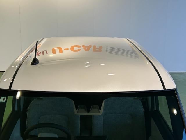 ムーヴキャンバスストライプスＧ電動パーキング　プッシュボタンスタ−ト　両側電動スライドドア　コ−ナ−センサ−　衝突被害軽減ブレーキ　アイドリングストップ機能　シ−トヒ−タ−　パノラマモニタ−対応　ＬＥＤヘッドライト（奈良県）の中古車