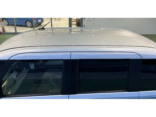 ムーヴキャンバスストライプスＧ電動パーキング　プッシュボタンスタ−ト　両側電動スライドドア　コ−ナ−センサ−　衝突被害軽減ブレーキ　アイドリングストップ機能　シ−トヒ−タ−　パノラマモニタ−対応　ＬＥＤヘッドライト（奈良県）の中古車