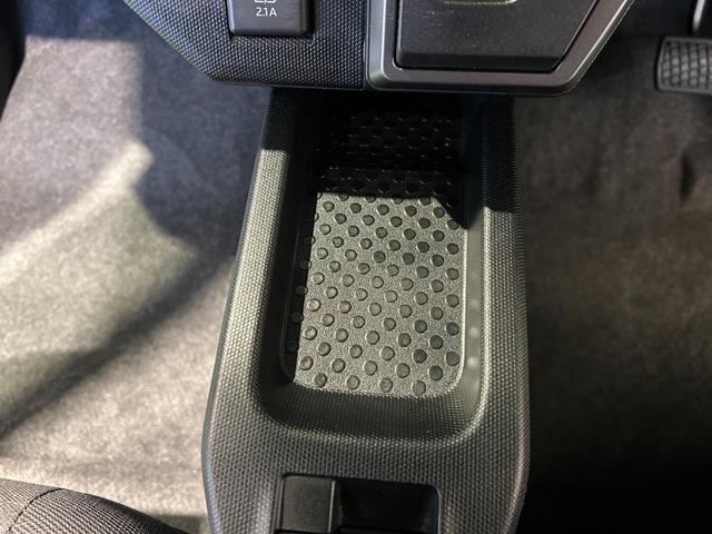 タフトＧターボ　ダーククロムベンチャーバックカメラ対応　シ−トヒ−タ−　プッシュボタンスタ−ト　衝突被害軽減ブレーキ　コ−ナ−センサ−　アイドリングストップ機能　電動パーキング　全車速追従機能付ＡＣＣ　ＬＥＤヘッドライト（奈良県）の中古車