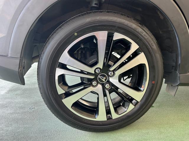 ロッキープレミアムＧパノラマモニタ−対応　プッシュボタンスタ−ト　衝突被害軽減ブレーキ　コ−ナ−センサ−　アイドリングストップ機能　電動パーキング　フロントシ−トヒ−タ−（奈良県）の中古車