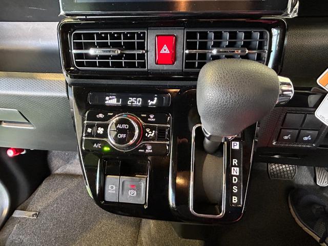 タントカスタムＸディスプレイオーディオ　電動パーキング　両側電動スライドドア　プッシュボタンスタ−ト　衝突被害軽減ブレーキ　コ−ナ−センサ−　アイドリングストップ機能　シ−トヒ−タ−　バックカメラ　ＬＥＤヘッドライト（奈良県）の中古車