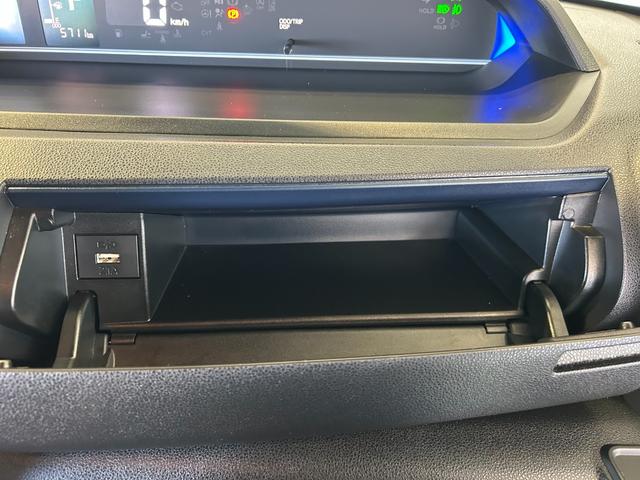 タントカスタムＸディスプレイオーディオ　電動パーキング　両側電動スライドドア　プッシュボタンスタ−ト　衝突被害軽減ブレーキ　コ−ナ−センサ−　アイドリングストップ機能　シ−トヒ−タ−　バックカメラ　ＬＥＤヘッドライト（奈良県）の中古車