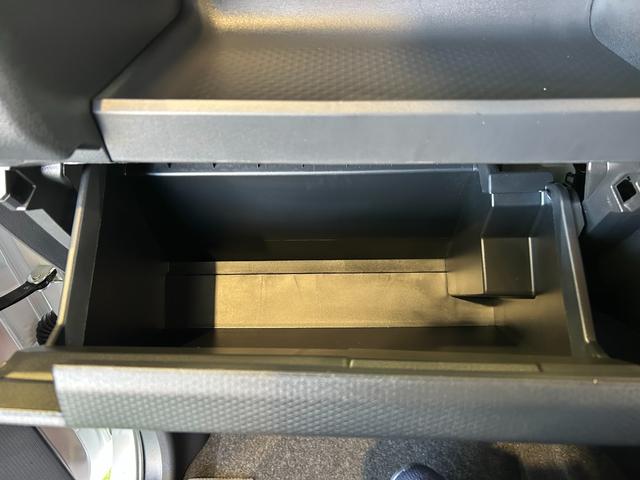 タントカスタムＸディスプレイオーディオ　電動パーキング　両側電動スライドドア　プッシュボタンスタ−ト　衝突被害軽減ブレーキ　コ−ナ−センサ−　アイドリングストップ機能　シ−トヒ−タ−　バックカメラ　ＬＥＤヘッドライト（奈良県）の中古車