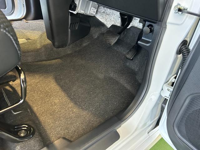 タントカスタムＸディスプレイオーディオ　電動パーキング　両側電動スライドドア　プッシュボタンスタ−ト　衝突被害軽減ブレーキ　コ−ナ−センサ−　アイドリングストップ機能　シ−トヒ−タ−　バックカメラ　ＬＥＤヘッドライト（奈良県）の中古車