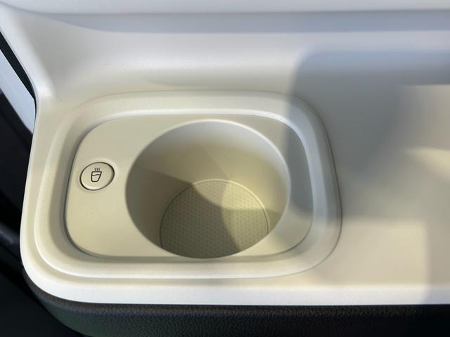 ムーヴキャンバスストライプスＧナビ　ドラレコ　ＥＴＣ　プッシュボタンスタ−ト　両側電動スライドドア　コ−ナ−センサ−　衝突被害軽減ブレーキ　アイドリングストップ機能　電動パーキング　シ−トヒ−タ−　バックカメラ（奈良県）の中古車