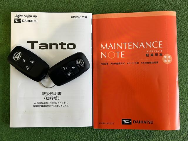 タントカスタムＸバックカメラ対応　両側電動スライドドア　衝突被害軽減ブレーキ　コ−ナ−センサ−　アイドリングストップ機能　シ−トヒ−タ−　電動パーキング　ＬＥＤヘッドライト　キーフリ−　アルミホイール（奈良県）の中古車