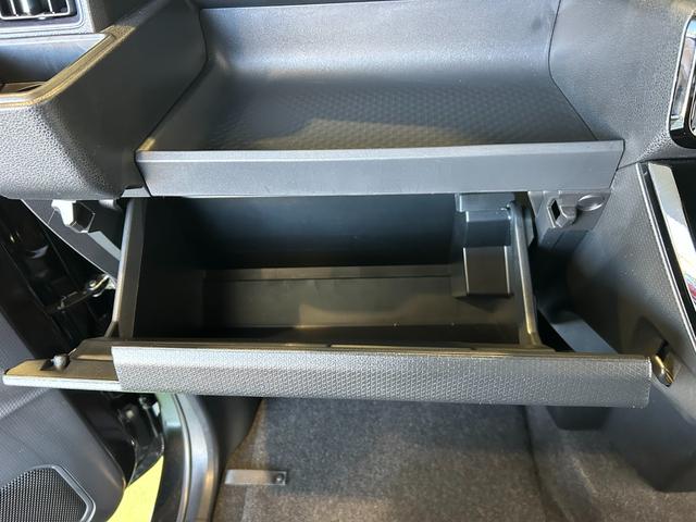 タントカスタムＸディスプレイオーディオ　電動パーキング　衝突被害軽減ブレーキ　コ−ナ−センサ−　アイドリングストップ機能　シ−トヒ−タ−　両側電動スライドドア　バックカメラ　プッシュボタンスタ−ト　ＬＥＤヘッドライト（奈良県）の中古車