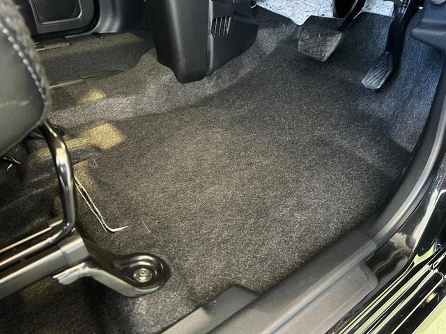 タントカスタムＸディスプレイオーディオ　電動パーキング　衝突被害軽減ブレーキ　コ−ナ−センサ−　アイドリングストップ機能　シ−トヒ−タ−　両側電動スライドドア　バックカメラ　プッシュボタンスタ−ト　ＬＥＤヘッドライト（奈良県）の中古車