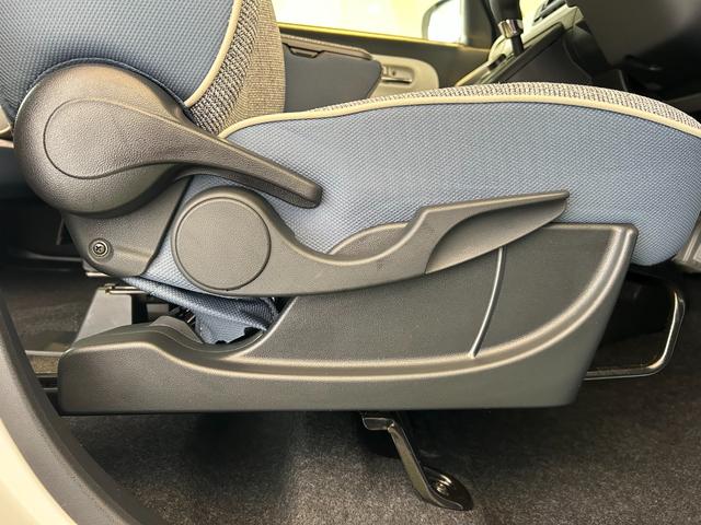 ムーヴキャンバスストライプスGディスプレイオーディオ 電動パーキング 両側電動スライドドア プッシュボタンスタ−ト 衝突被害軽減ブレーキ コ−ナ−センサ− アイドリングストップ機能 シ−トヒ−タ− パノラマモニタ−(奈良県)の中古車