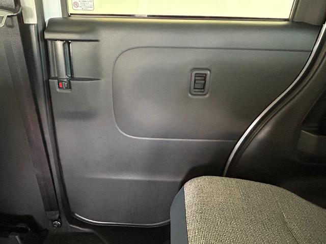 ムーヴキャンバスストライプスGディスプレイオーディオ 電動パーキング 両側電動スライドドア プッシュボタンスタ−ト 衝突被害軽減ブレーキ コ−ナ−センサ− アイドリングストップ機能 シ−トヒ−タ− パノラマモニタ−(奈良県)の中古車