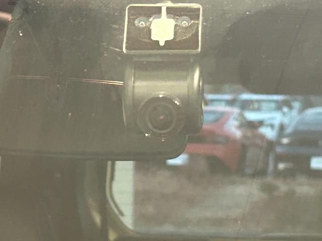 タントカスタムＲＳ４ＷＤ　タ−ボ　ナビ　ドラレコ　ＥＴＣ　電動パーキング　プッシュボタンスタ−ト　両側電動スライドドア　コ−ナ−センサ−　衝突被害軽減ブレーキ　アイドリングストップ機能　シ−トヒ−タ−　パノラマモニタ−（奈良県）の中古車