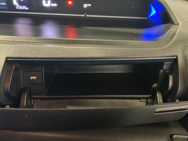 タントカスタムＲＳ４ＷＤ　タ−ボ　ナビ　ドラレコ　ＥＴＣ　電動パーキング　プッシュボタンスタ−ト　両側電動スライドドア　コ−ナ−センサ−　衝突被害軽減ブレーキ　アイドリングストップ機能　シ−トヒ−タ−　パノラマモニタ−（奈良県）の中古車