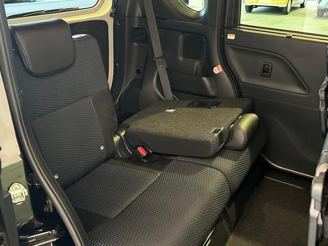 タントカスタムＲＳ４ＷＤ　タ−ボ　ナビ　ドラレコ　ＥＴＣ　電動パーキング　プッシュボタンスタ−ト　両側電動スライドドア　コ−ナ−センサ−　衝突被害軽減ブレーキ　アイドリングストップ機能　シ−トヒ−タ−　パノラマモニタ−（奈良県）の中古車