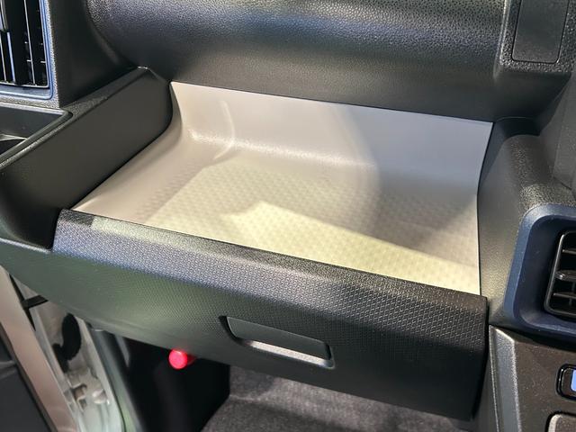 タントＸディスプレイオーディオ　衝突被害軽減ブレーキ　コ−ナ−センサ−　片側電動スライドドア　プッシュボタンスタ−ト　アイドリングストップ機能　シ−トヒ−タ−　バックカメラ　ＬＥＤヘッドライト（奈良県）の中古車