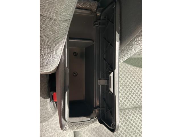 タントＸディスプレイオーディオ　衝突被害軽減ブレーキ　コ−ナ−センサ−　片側電動スライドドア　プッシュボタンスタ−ト　アイドリングストップ機能　シ−トヒ−タ−　バックカメラ　ＬＥＤヘッドライト（奈良県）の中古車