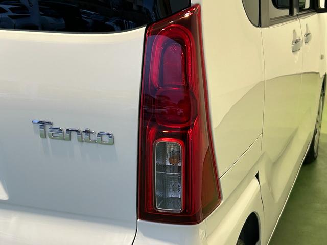 タントＸディスプレイオーディオ　衝突被害軽減ブレーキ　コ−ナ−センサ−　片側電動スライドドア　プッシュボタンスタ−ト　アイドリングストップ機能　シ−トヒ−タ−　バックカメラ　ＬＥＤヘッドライト（奈良県）の中古車