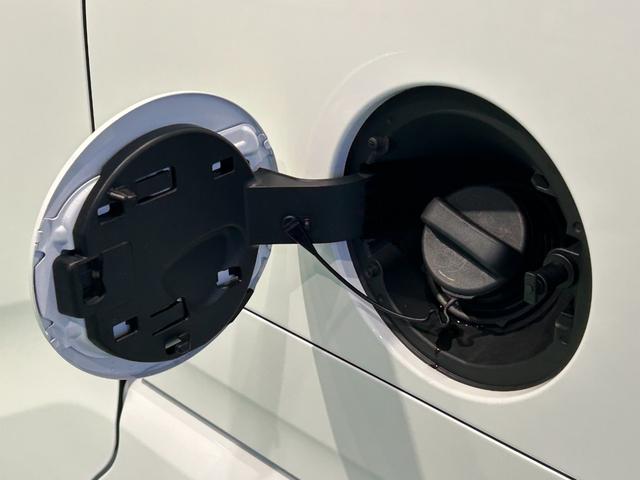 タントＸディスプレイオーディオ　衝突被害軽減ブレーキ　コ−ナ−センサ−　片側電動スライドドア　プッシュボタンスタ−ト　アイドリングストップ機能　シ−トヒ−タ−　バックカメラ　ＬＥＤヘッドライト（奈良県）の中古車