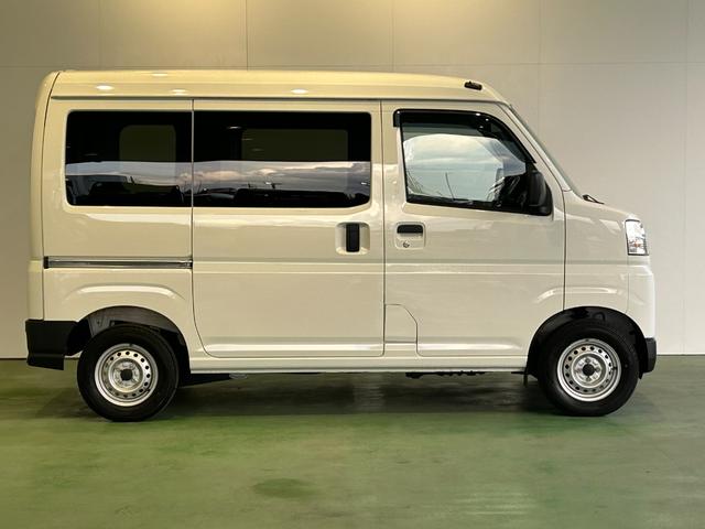 ハイゼットカーゴＤＸＡＭ／ＦＭラジオチューナー　衝突被害軽減ブレーキ　コ−ナ−センサ−　アイドリングストップ機能（奈良県）の中古車