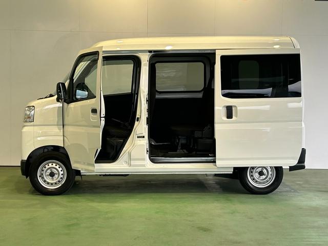 ハイゼットカーゴＤＸＡＭ／ＦＭラジオチューナー　衝突被害軽減ブレーキ　コ−ナ−センサ−　アイドリングストップ機能（奈良県）の中古車