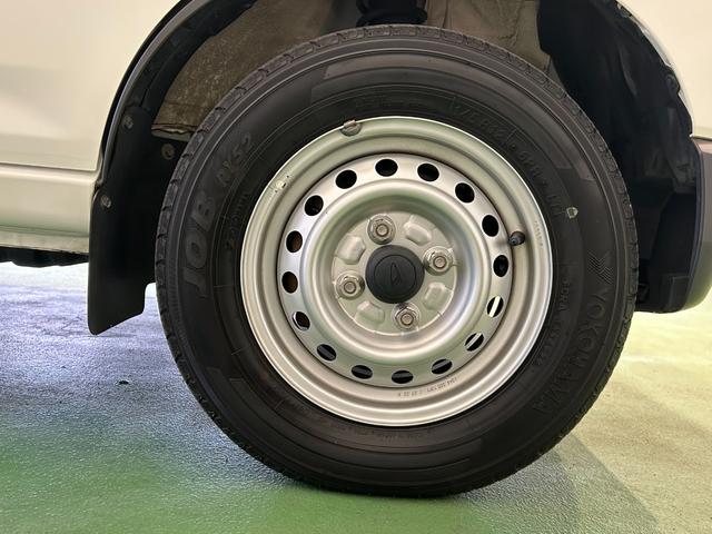 ハイゼットカーゴＤＸＡＭ／ＦＭラジオチューナー　衝突被害軽減ブレーキ　コ−ナ−センサ−　アイドリングストップ機能（奈良県）の中古車