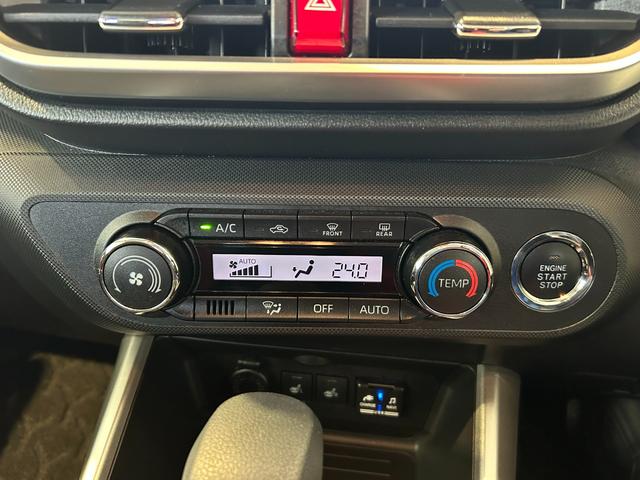 ロッキーＧナビ　ドラレコ　ＥＴＣ　全車速追従機能付ＡＣＣ　衝突被害軽減ブレーキ　コ−ナ−センサ−　プッシュボタンスタ−ト　シ−トヒ−タ−　アイドリングストップ機能　バックカメラ　ＬＥＤヘッドライト（奈良県）の中古車