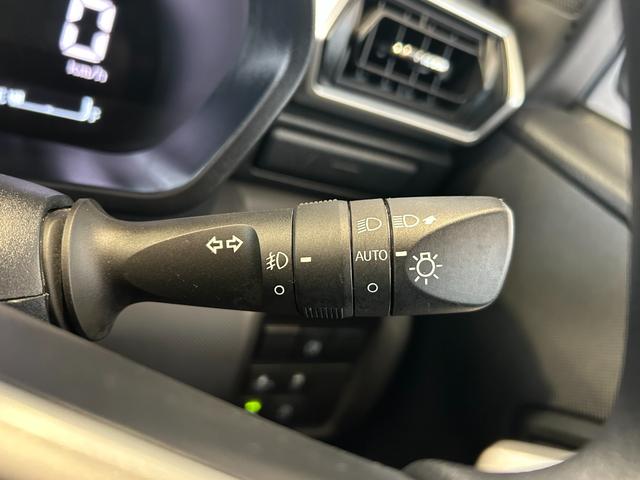 ロッキーＧナビ　ドラレコ　ＥＴＣ　全車速追従機能付ＡＣＣ　衝突被害軽減ブレーキ　コ−ナ−センサ−　プッシュボタンスタ−ト　シ−トヒ−タ−　アイドリングストップ機能　バックカメラ　ＬＥＤヘッドライト（奈良県）の中古車