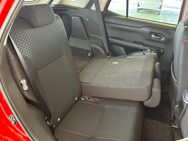 ロッキーＧナビ　ドラレコ　ＥＴＣ　全車速追従機能付ＡＣＣ　衝突被害軽減ブレーキ　コ−ナ−センサ−　プッシュボタンスタ−ト　シ−トヒ−タ−　アイドリングストップ機能　バックカメラ　ＬＥＤヘッドライト（奈良県）の中古車