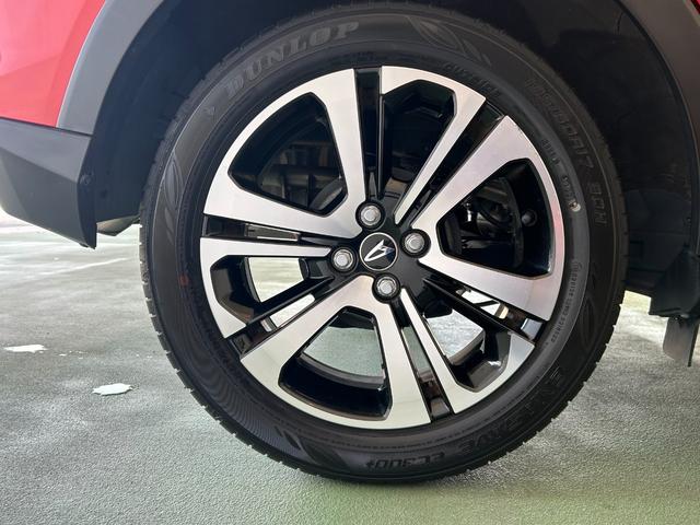 ロッキーＧナビ　ドラレコ　ＥＴＣ　全車速追従機能付ＡＣＣ　衝突被害軽減ブレーキ　コ−ナ−センサ−　プッシュボタンスタ−ト　シ−トヒ−タ−　アイドリングストップ機能　バックカメラ　ＬＥＤヘッドライト（奈良県）の中古車