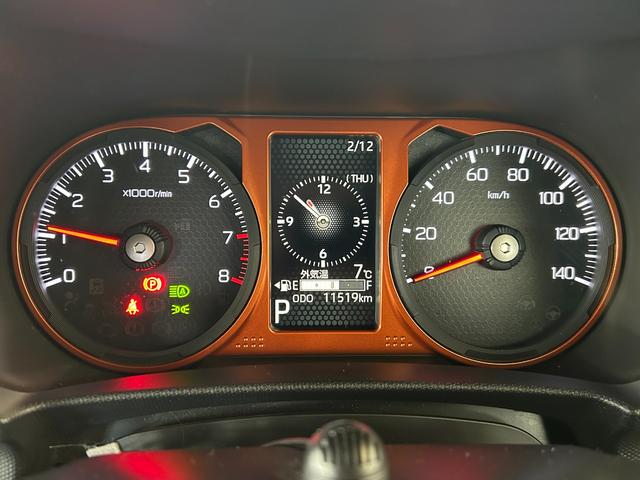 タフトＧナビ　ドラレコ　ＥＴＣ　衝突被害軽減ブレーキ　コ−ナ−センサ−　アイドリングストップ機能　フロントシ−トヒ−タ−　プッシュボタンスタ−ト　電動パーキング　バックカメラ（奈良県）の中古車